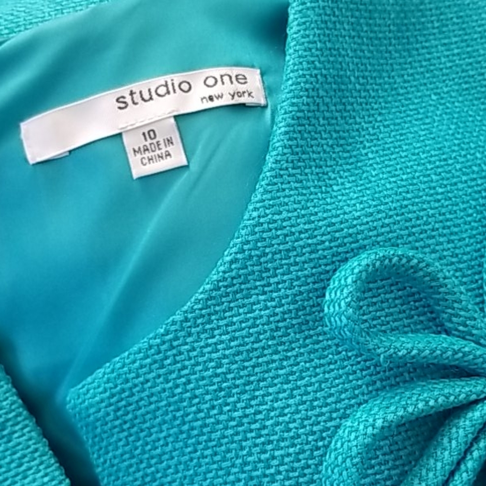 Studio One Dress - Picture 6 of 8